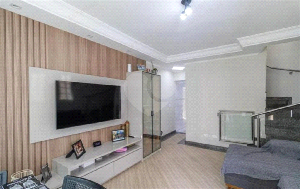 Casa em condomínio fechado á venda na Penha