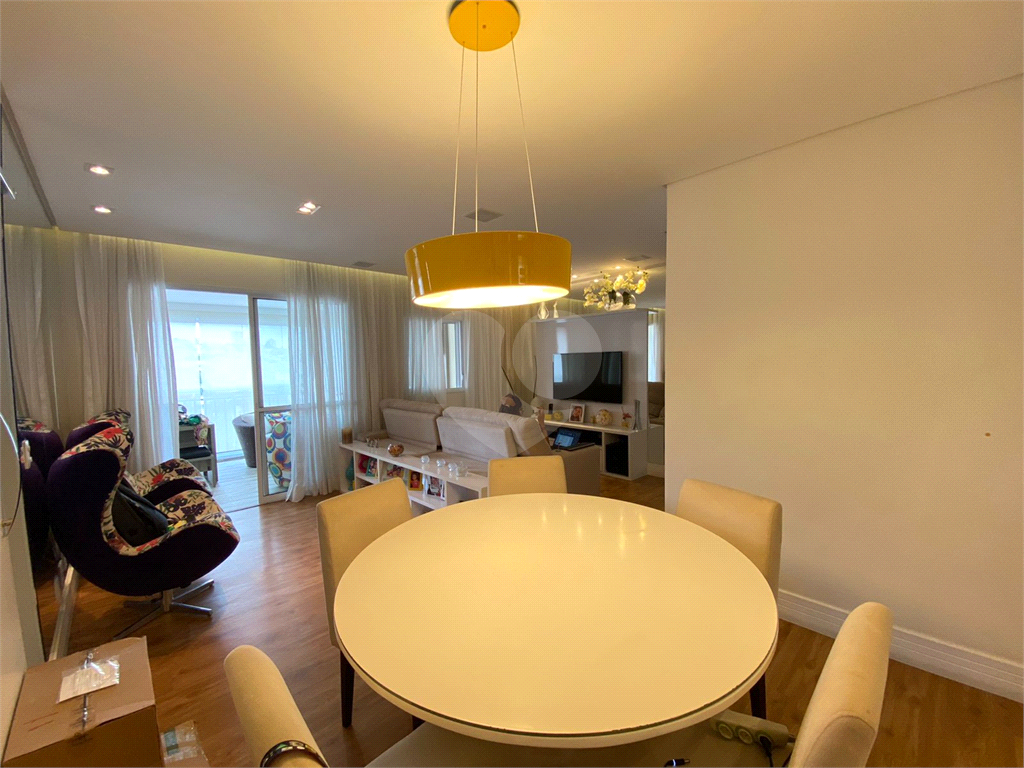 Apartamento com varanda gourmet Parada Inglesa