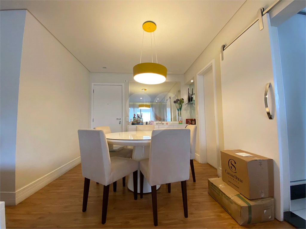 Apartamento com varanda gourmet Parada Inglesa