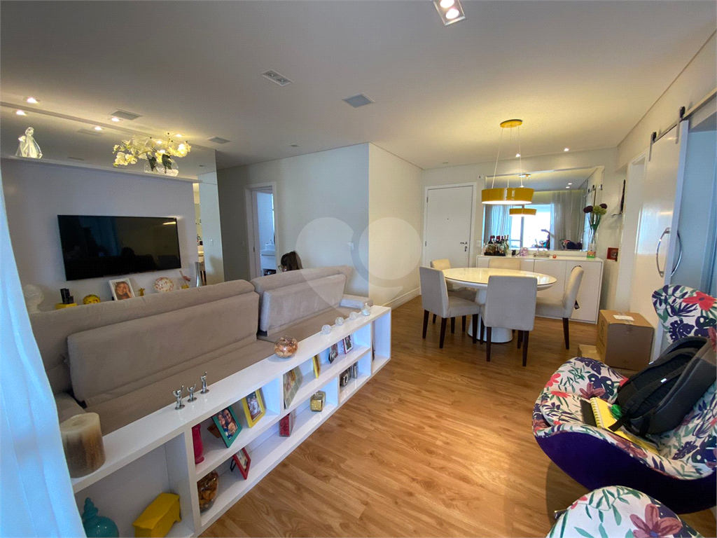 Apartamento com varanda gourmet Parada Inglesa