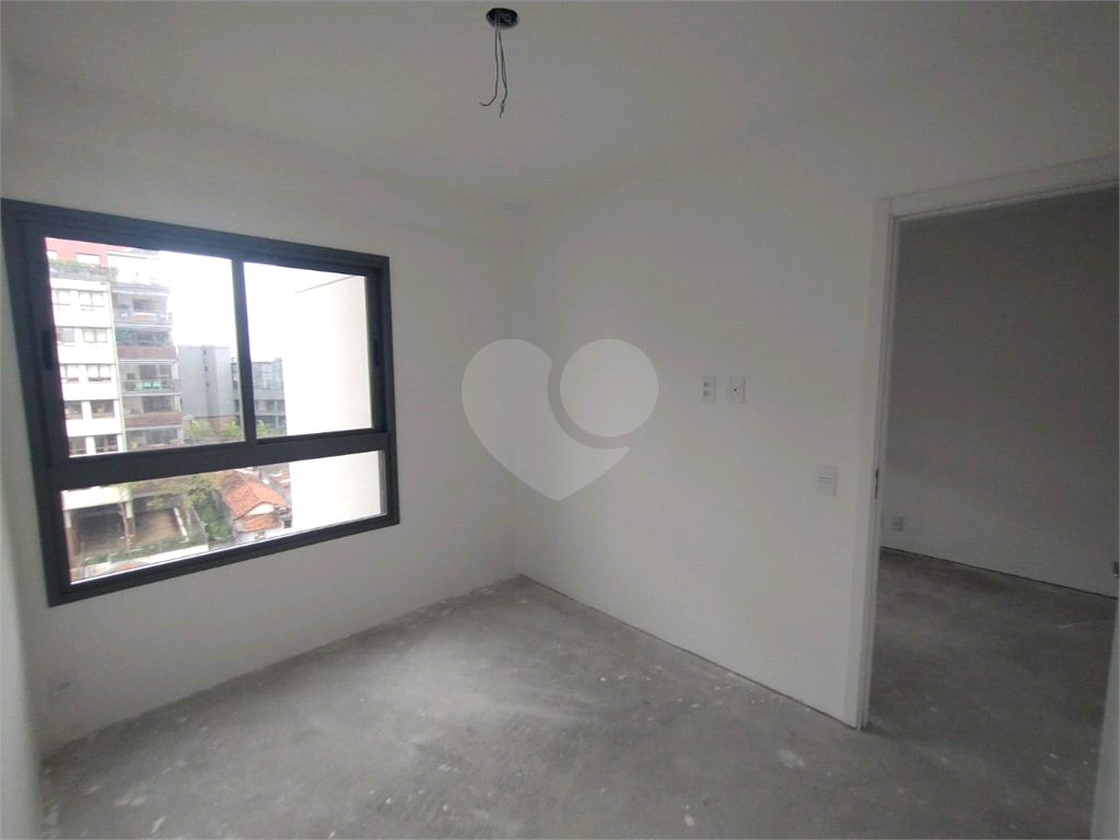 APARTAMENTO em CERQUEIRA CÉSAR