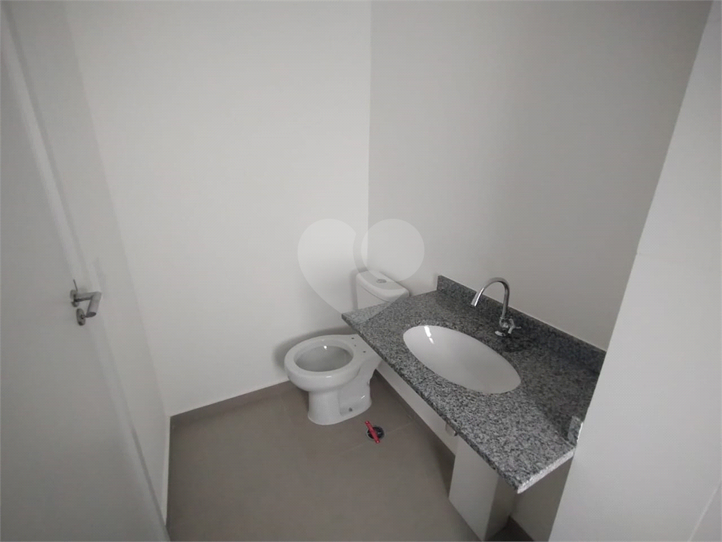 APARTAMENTO em CERQUEIRA CÉSAR