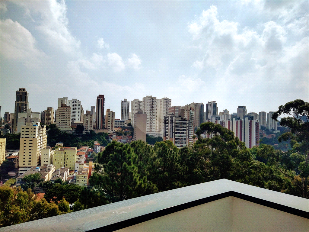 Apto novo no Jd São Paulo com varanda 