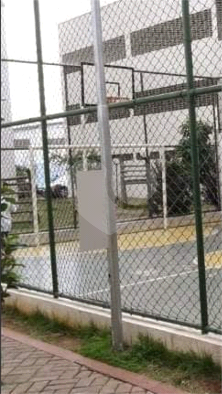 APARTAMENTO em PARQUE NOVO MUNDO