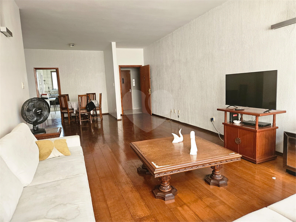 Apartamento de 167m2, ao lado da Avenida Paulista