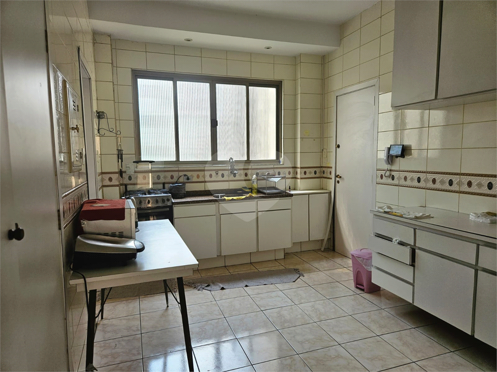 Apartamento de 167m2, ao lado da Avenida Paulista
