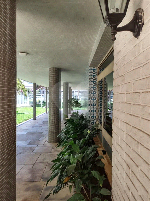 Apartamento de 167m2, ao lado da Avenida Paulista
