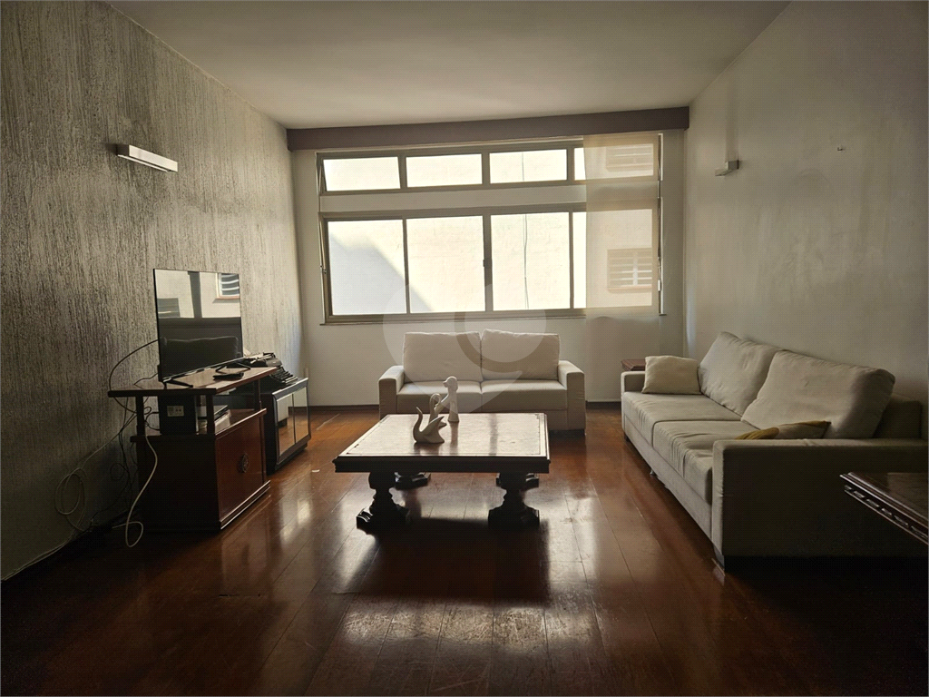 Apartamento de 167m2, ao lado da Avenida Paulista