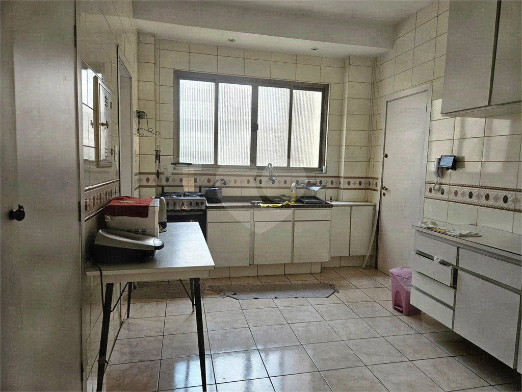 Apartamento de 167m2, ao lado da Avenida Paulista