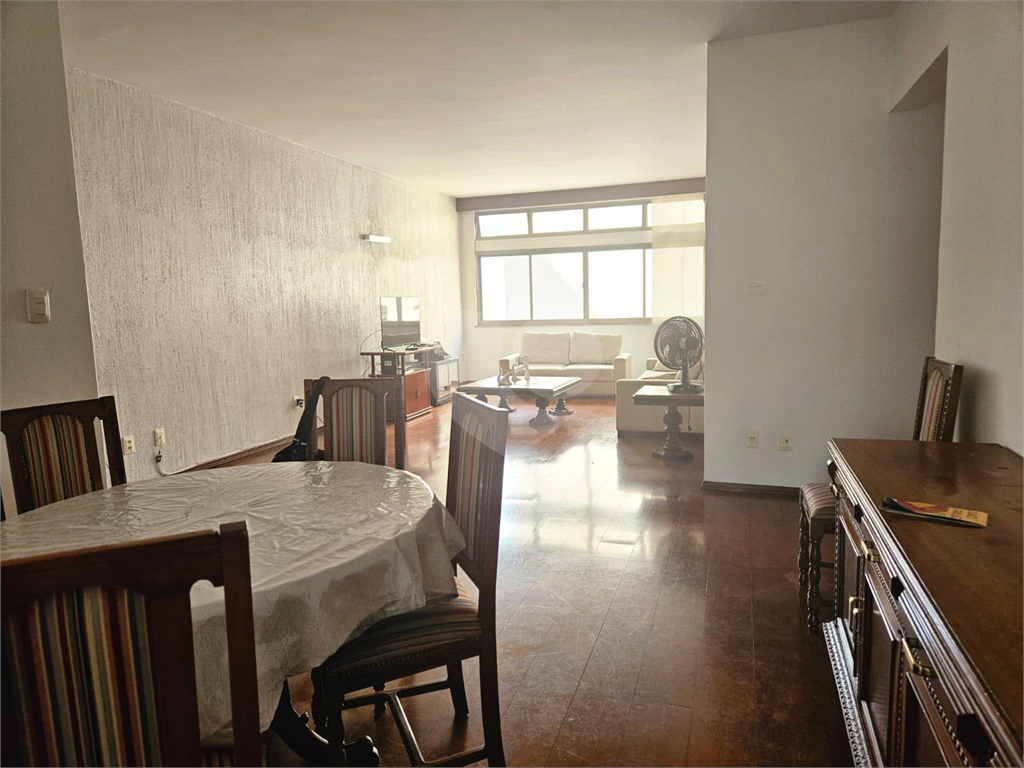Apartamento de 167m2, ao lado da Avenida Paulista