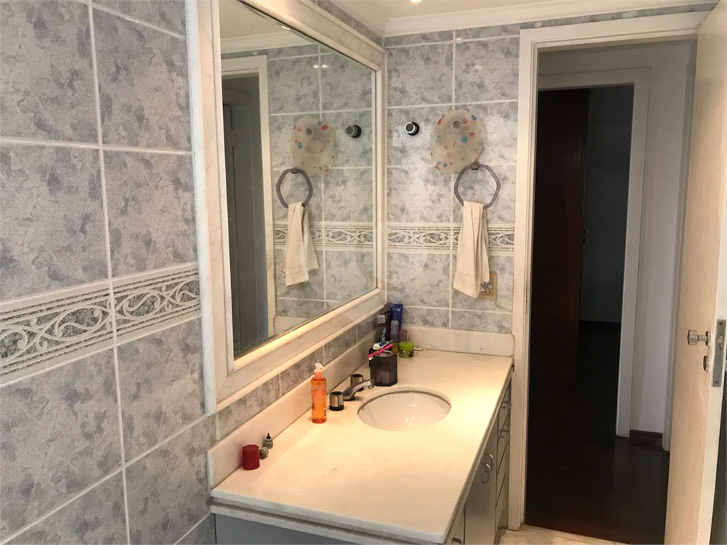 METRÕ SÃO JUDAS - 4 DORMS COM 168 M² 
