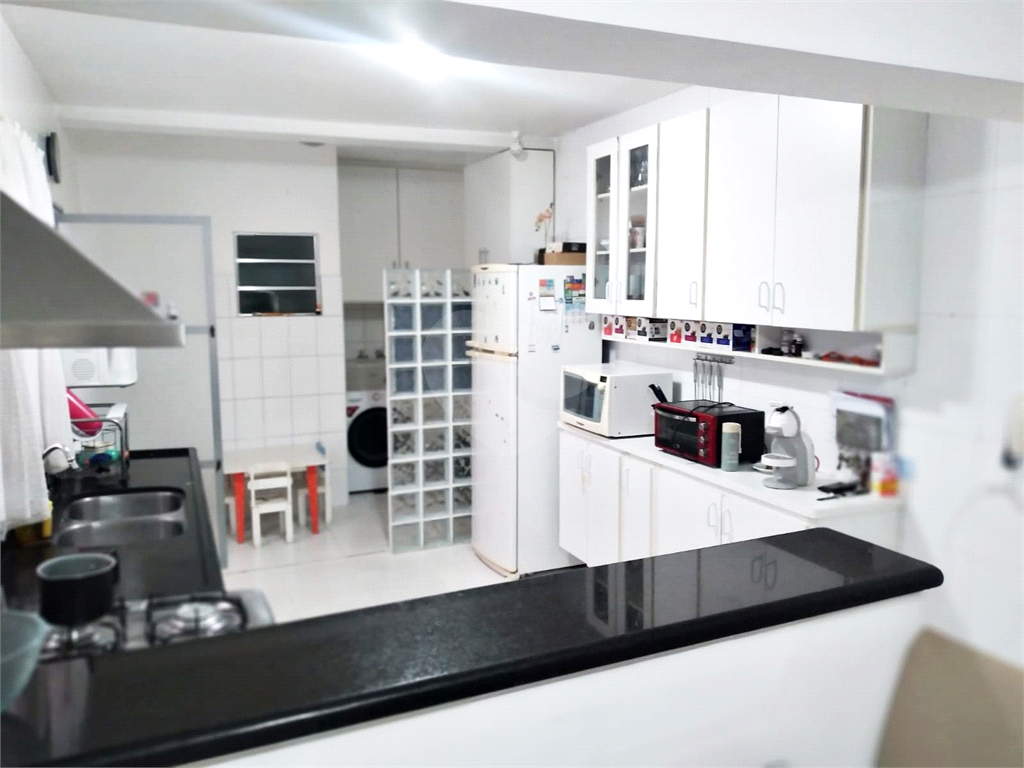 Casa à venda com 4 quartos, 130m² - Foto 17