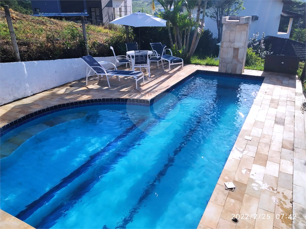 Casa de Condomínio à venda com 4 quartos, 300m² - Foto 25