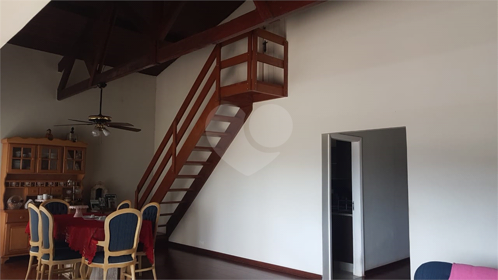 Casa de Condomínio à venda com 3 quartos, 326m² - Foto 17