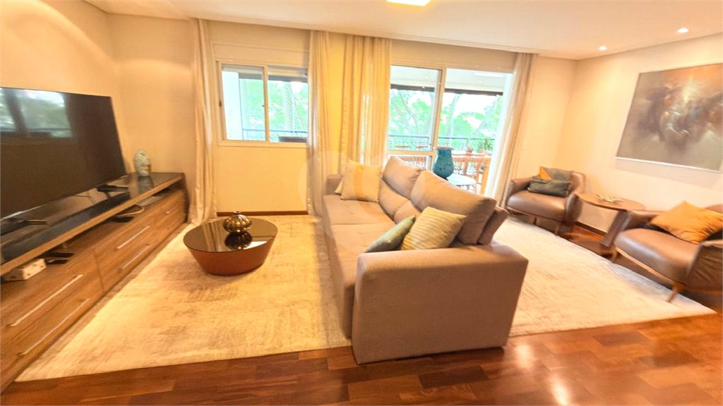 APARTAMENTO em SANTANA