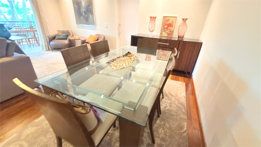 APARTAMENTO em SANTANA