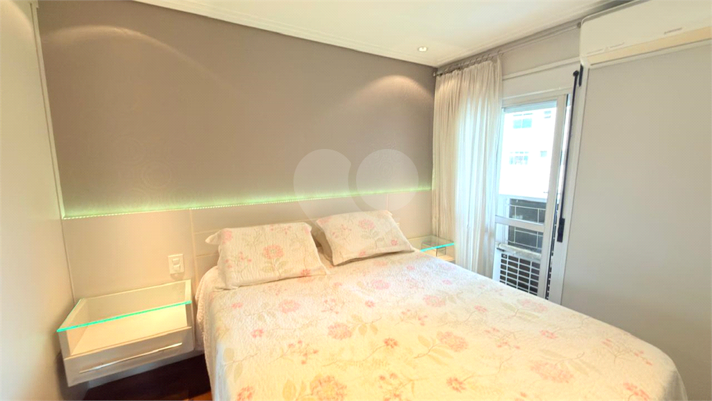 APARTAMENTO em SANTANA