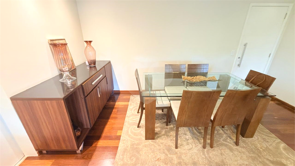 APARTAMENTO em SANTANA