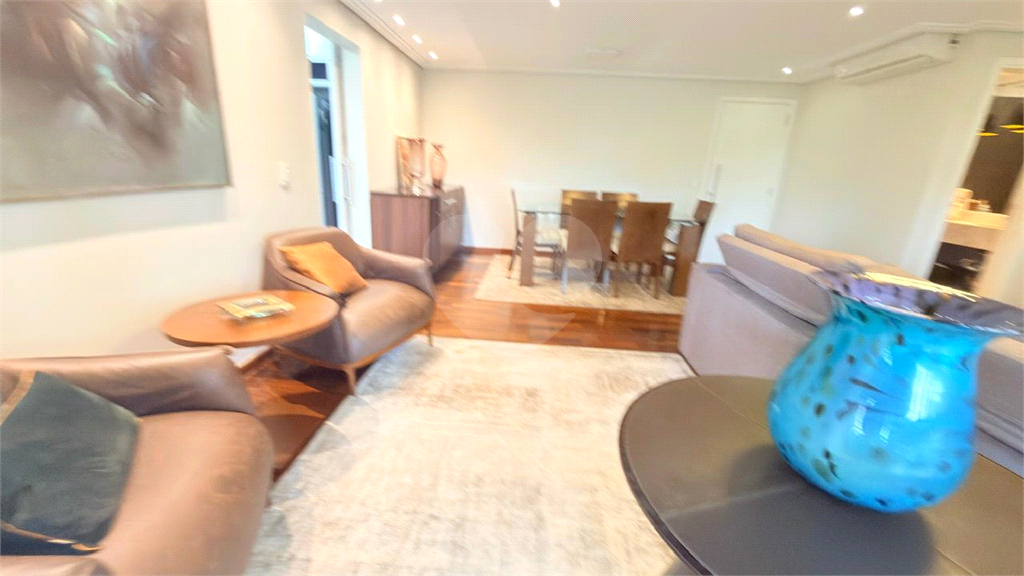 APARTAMENTO em SANTANA