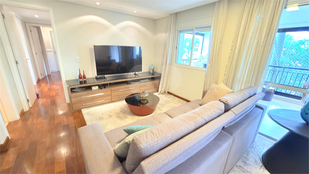 APARTAMENTO em SANTANA