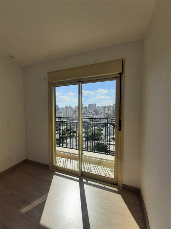 APARTAMENTO em SANTANA