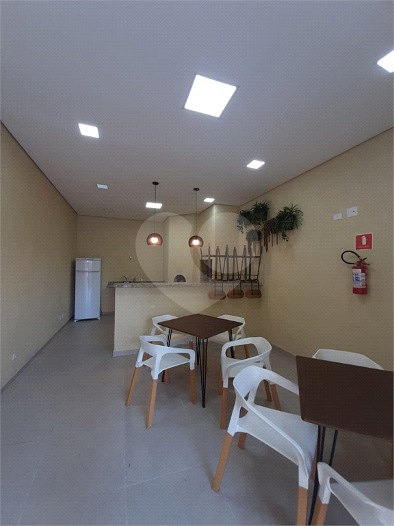 APARTAMENTO em SANTANA