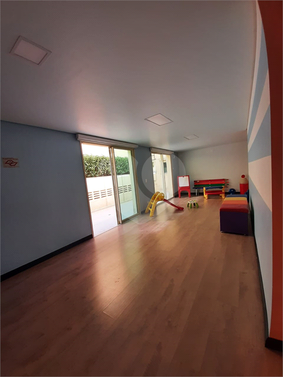 APARTAMENTO em SANTANA