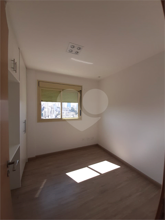 APARTAMENTO em SANTANA