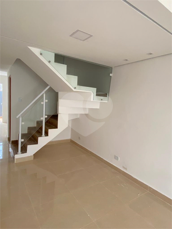 Sobrado à venda com 2 quartos, 77m² - Foto 4