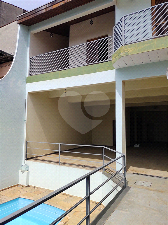 CASA PARA VENDA COM ÁREA CONSTRUÍDA DE 335,1M² EM OSASCO