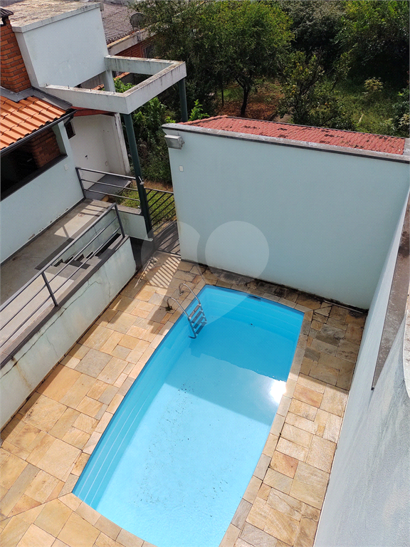 CASA PARA VENDA COM ÁREA CONSTRUÍDA DE 335,1M² EM OSASCO