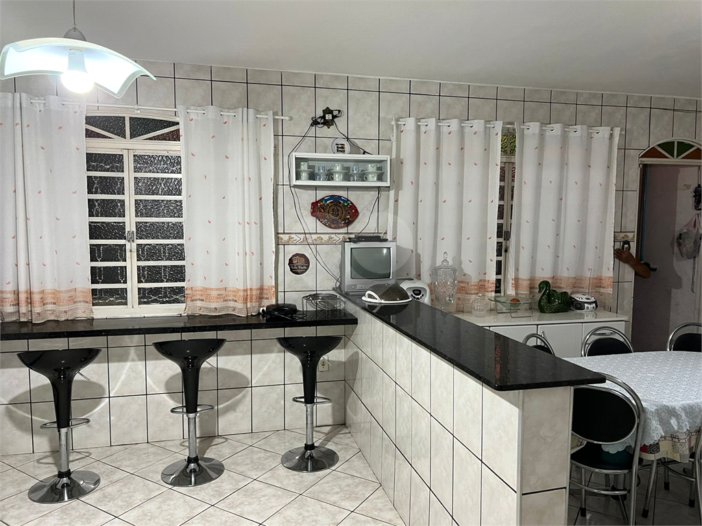 Sobrado à venda com 3 quartos, 173m² - Foto 11