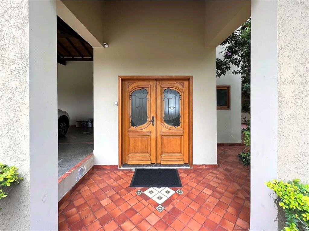 CONDOMÍNIO em CONDOMÍNIO GRANJA VIANA II