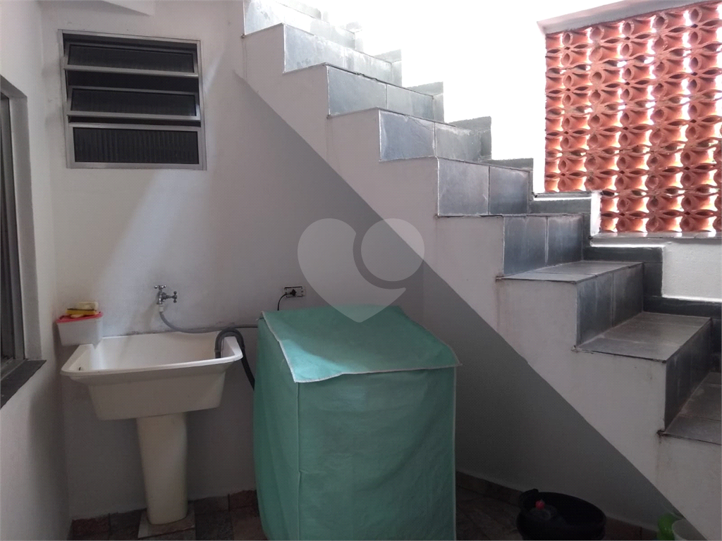 Limão :sobrado três suítes, seis vagas,salão de festas e quintal. Òtima oportunidades!