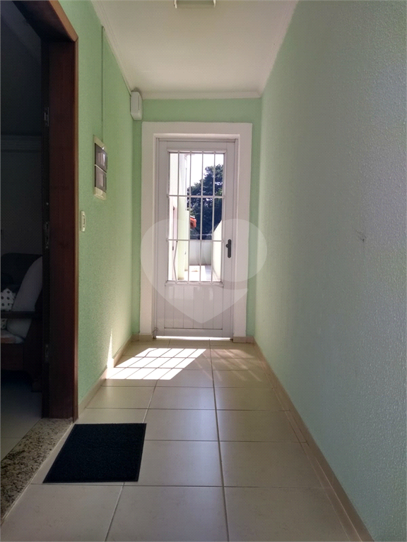 Limão :sobrado três suítes, seis vagas,salão de festas e quintal. Òtima oportunidades!