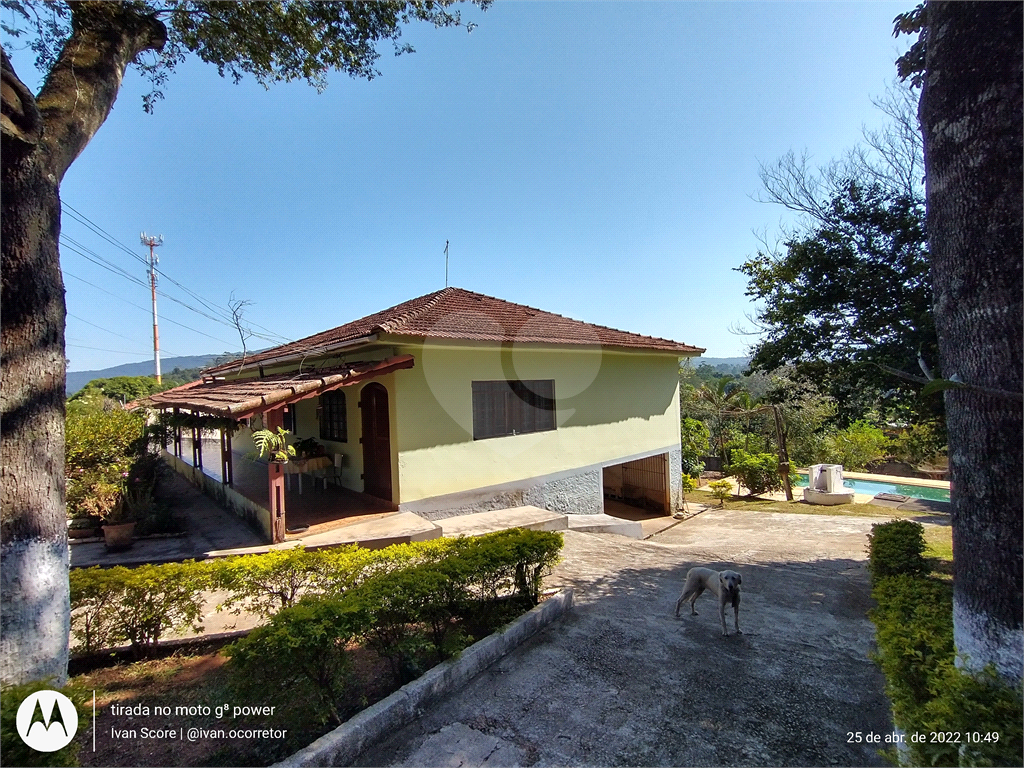 Casa em condomínio 03 Dormitórios, Jd. Maria Antonina Mairiporã SP