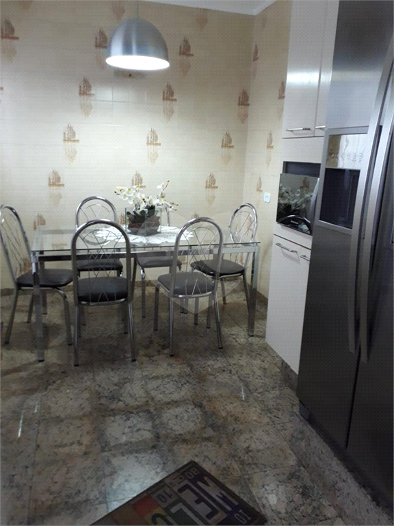 Raridade.... casa térrea a venda na Parada inglesa