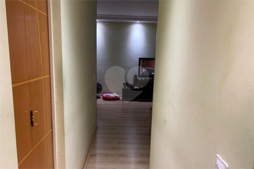APARTAMENTO em VILA FORMOSA