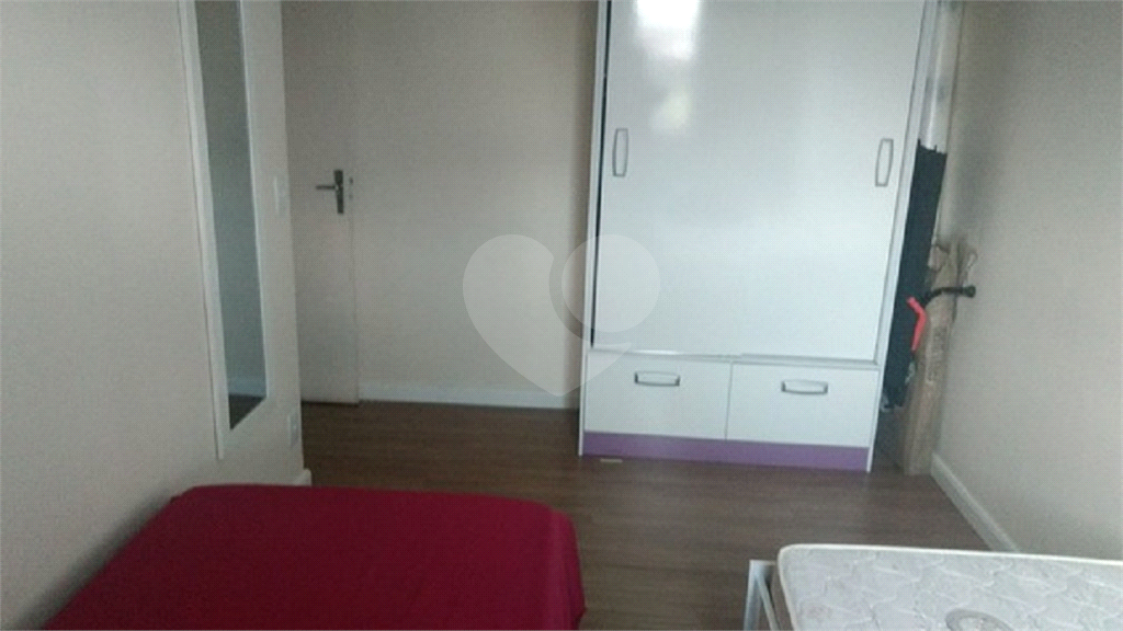 Apartamento à venda com 2 quartos, 58m² - Foto 4