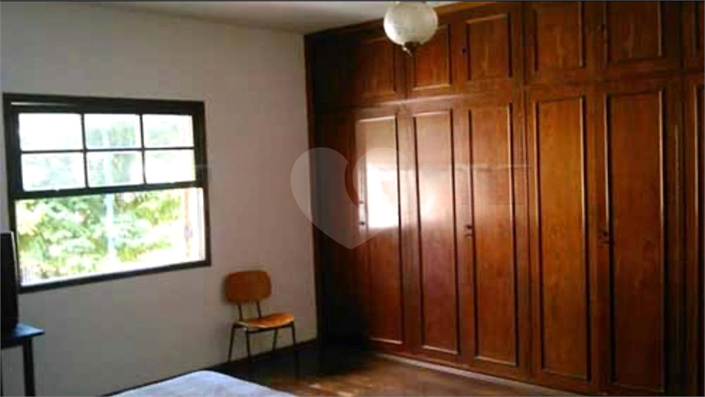 Casa à venda com 4 quartos, 365m² - Foto 23