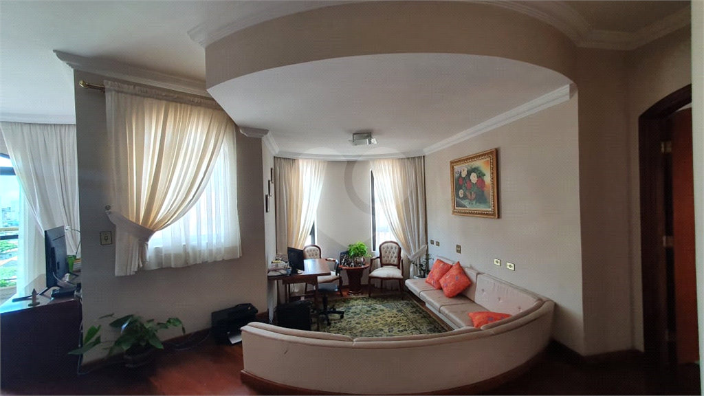 Apartamento à venda com 3 quartos, 147m² - Foto 6