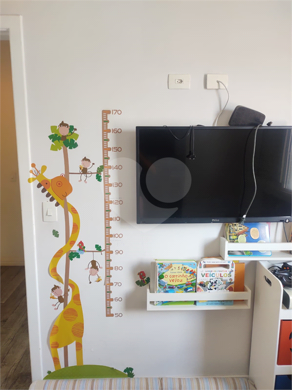 Sobrado com churrasqueira na Vila Medeiros