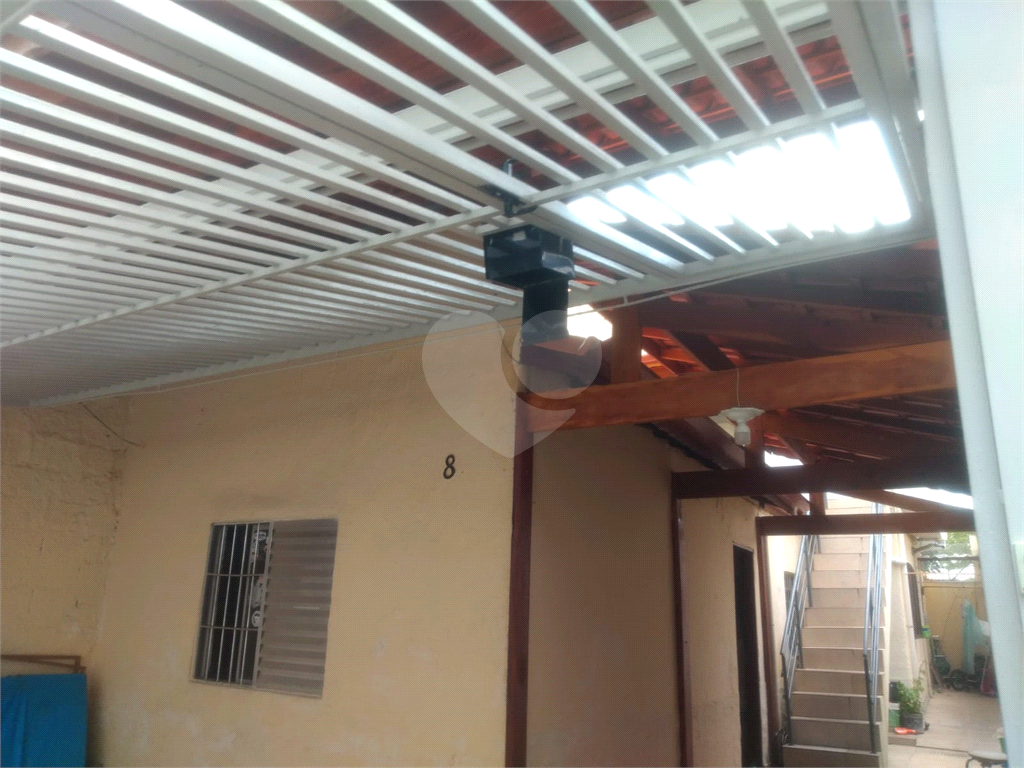 Casa com 03 dormitórios e 2 vagas proximo ao metrô - Vila Guilhermina
