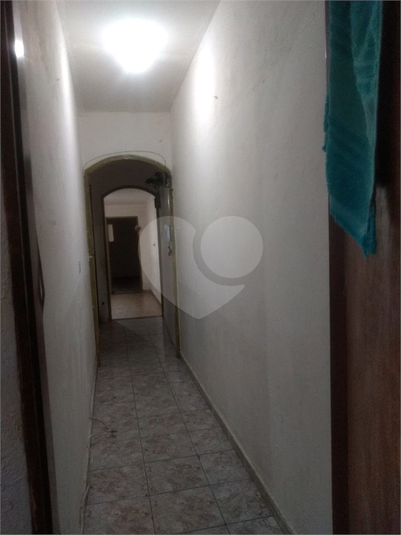 Casa com 03 dormitórios e 2 vagas proximo ao metrô - Vila Guilhermina