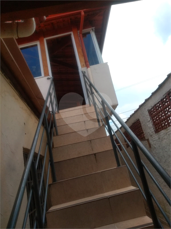 Casa com 03 dormitórios e 2 vagas proximo ao metrô - Vila Guilhermina