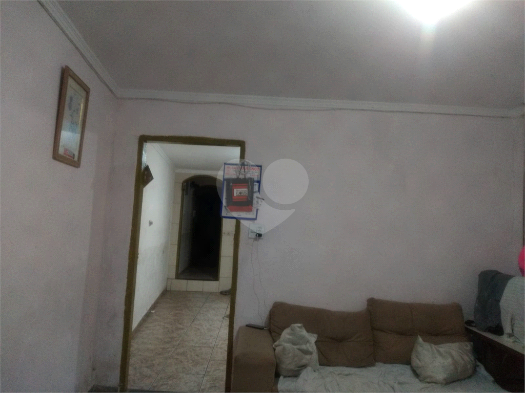 Casa com 03 dormitórios e 2 vagas proximo ao metrô - Vila Guilhermina