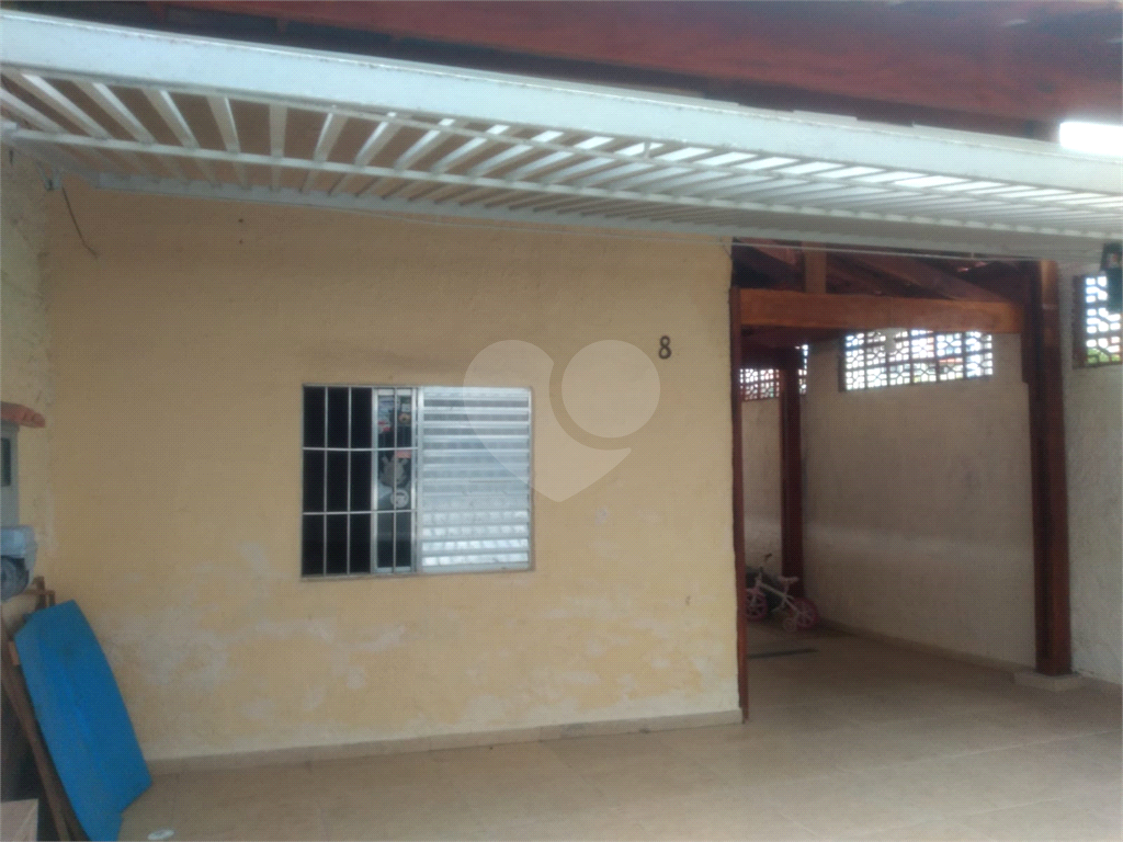 Casa com 03 dormitórios e 2 vagas proximo ao metrô - Vila Guilhermina