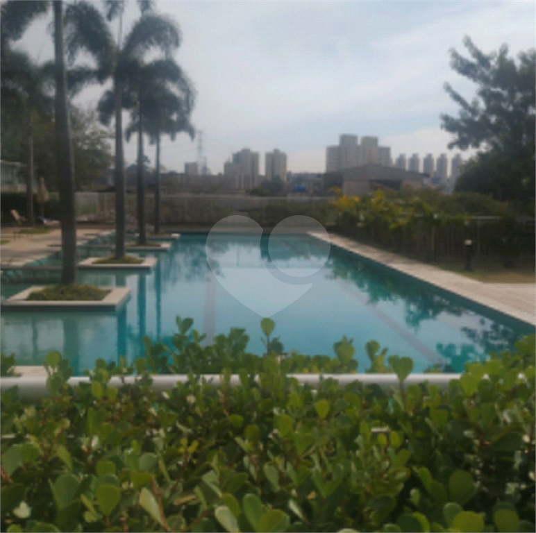 APARTAMENTO em MORUMBI