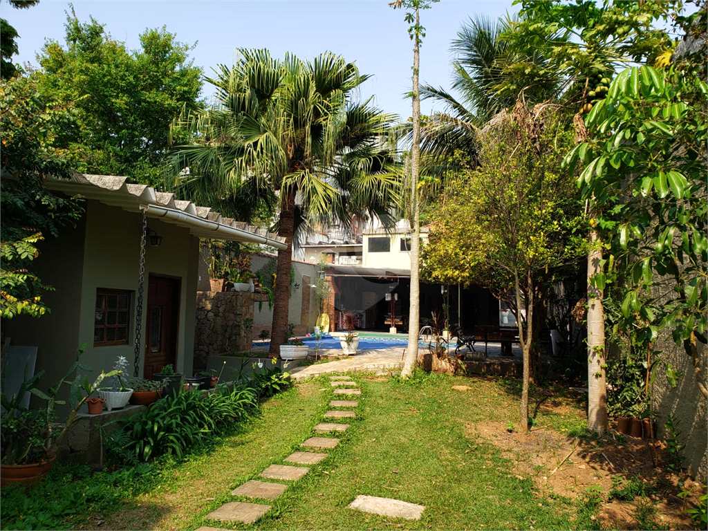 Excelente Sobrado para venda e locação com 439m² e 7 domritórios, localizado na Vila Prudente