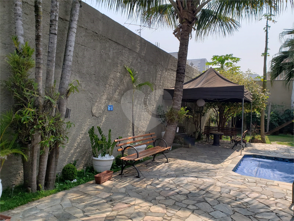 Excelente Sobrado para venda e locação com 439m² e 7 domritórios, localizado na Vila Prudente